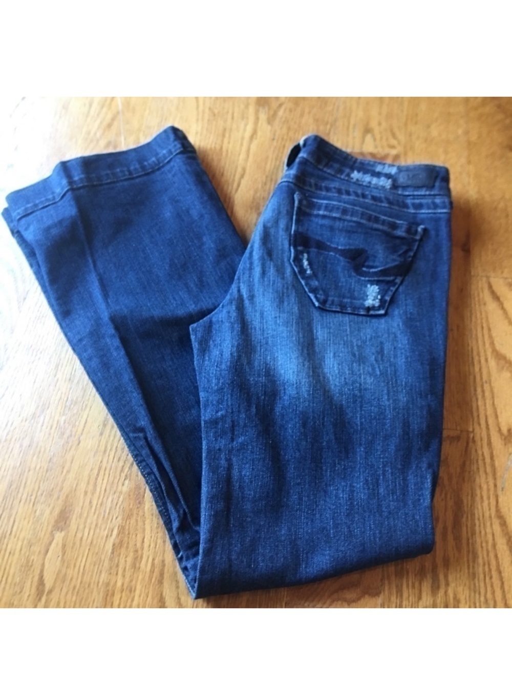 EUC Refuge jeans size 9R